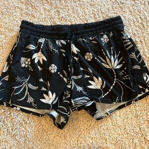 Athleta shorts size 6